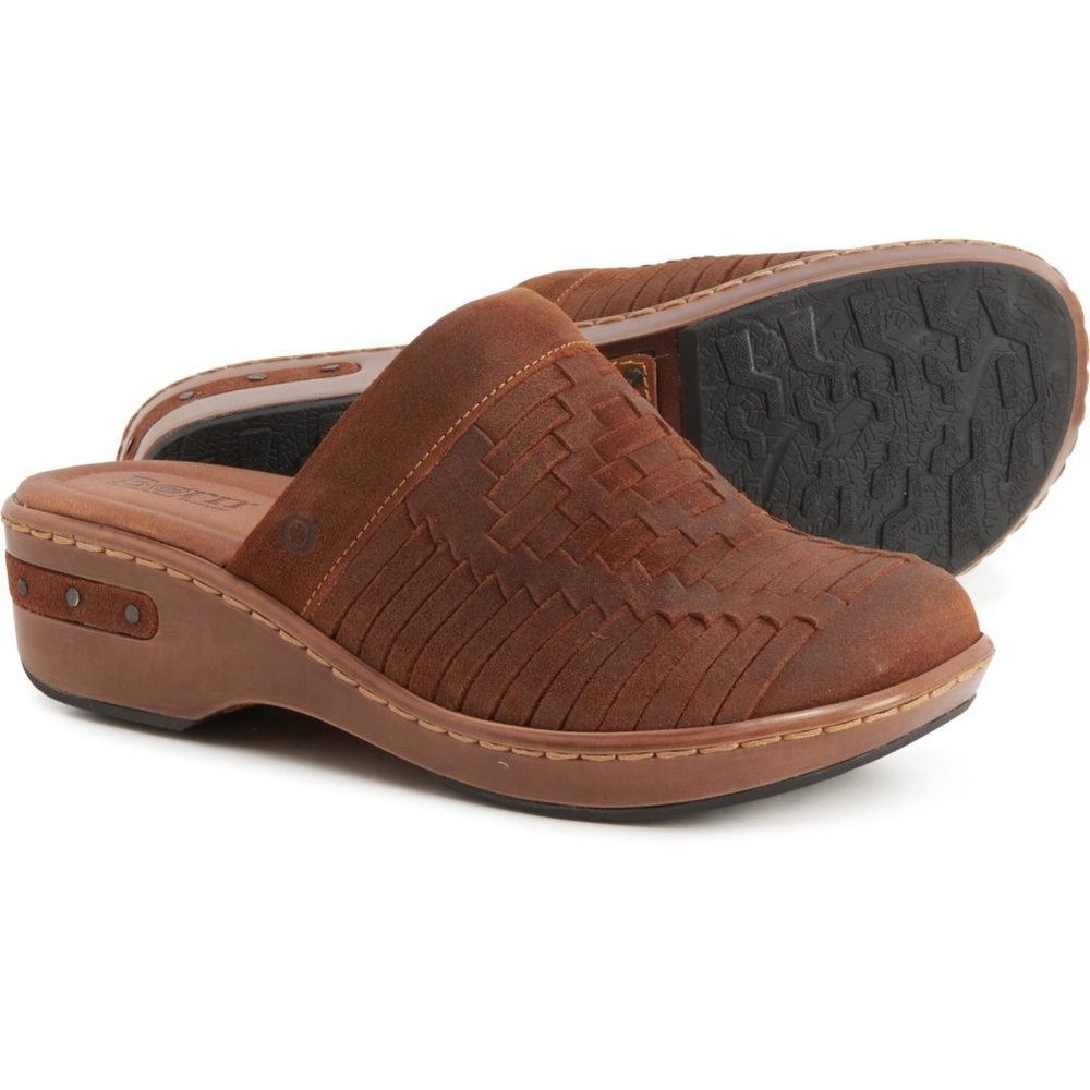 NWT Born Yucatan Clogs  Suede For Women brown 2511
